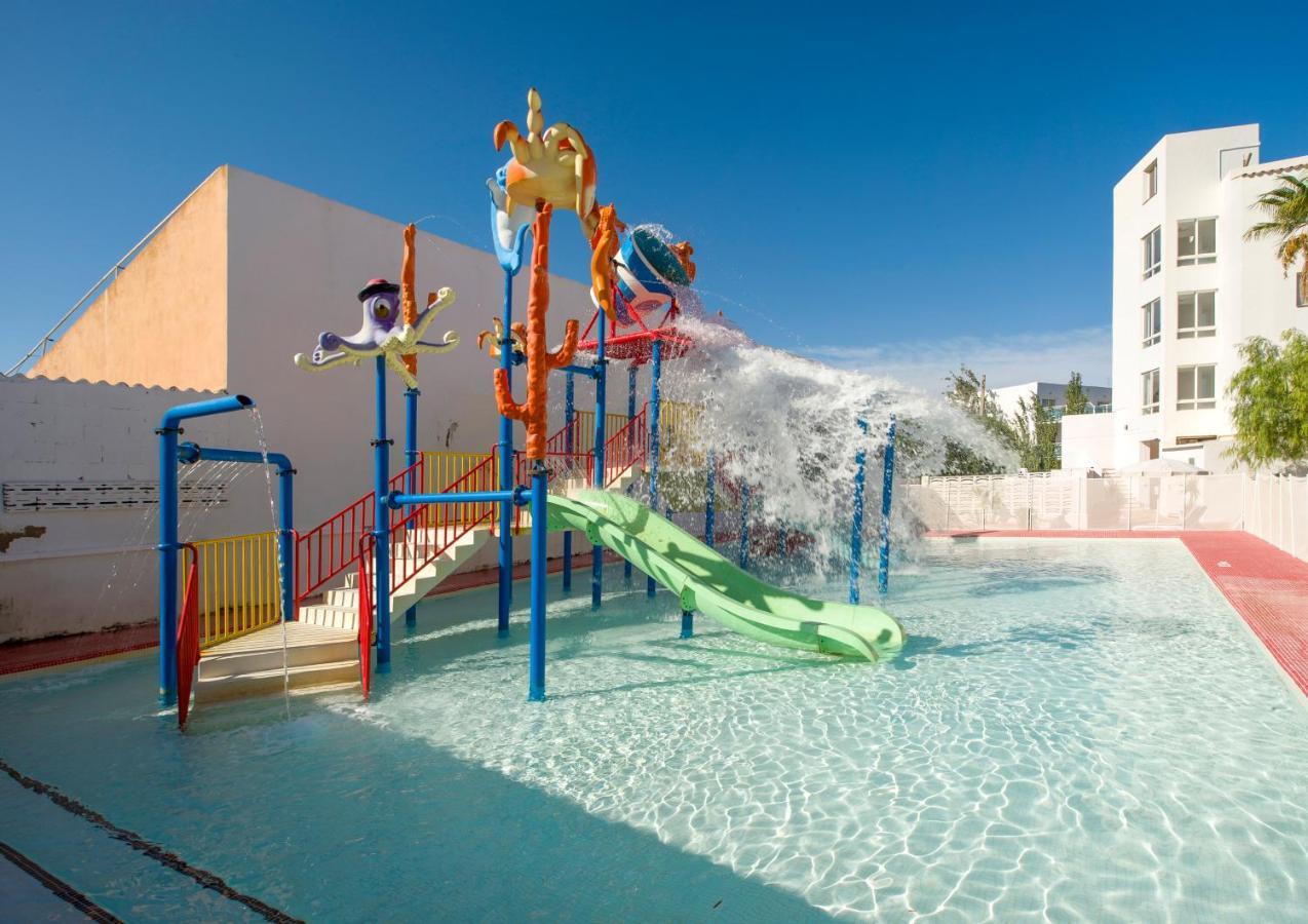 Coral Star Apartments Sant Josep de sa Talaia Exterior foto