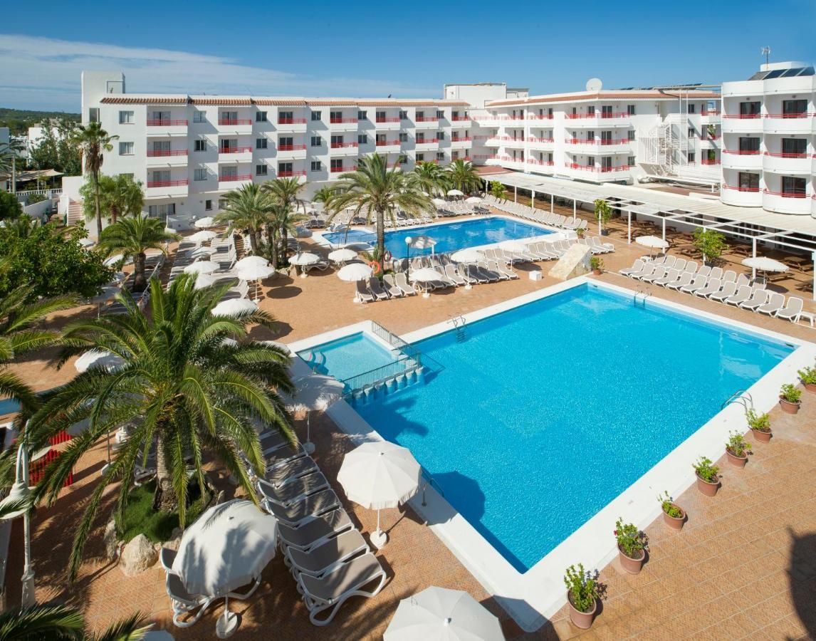 Coral Star Apartments Sant Josep de sa Talaia Exterior foto
